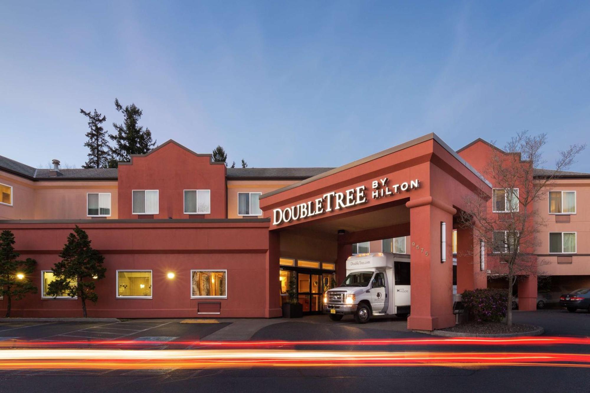 Doubletree By Hilton Portland Tigard Hotell Exteriör bild